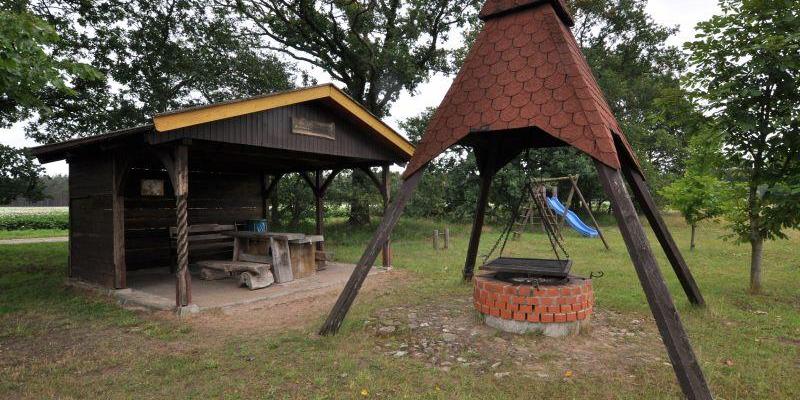 Grillplatz zwischen Buchholz (Aller) Bild) und Marklendorf